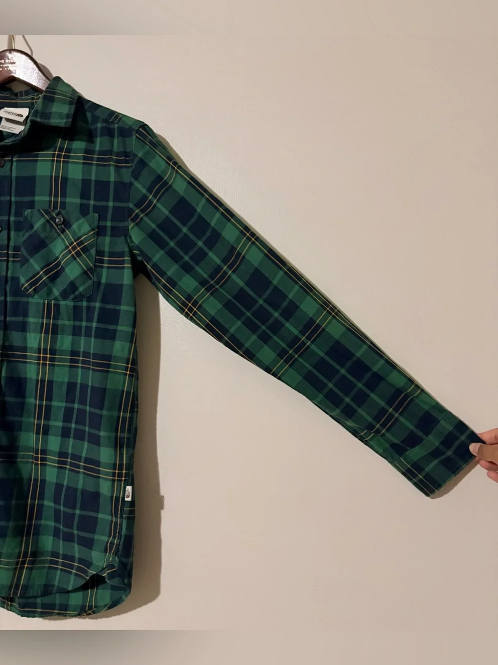 The North Face Men's Small Green & Navy Plaid Button-Down Long Sleeve Shirt